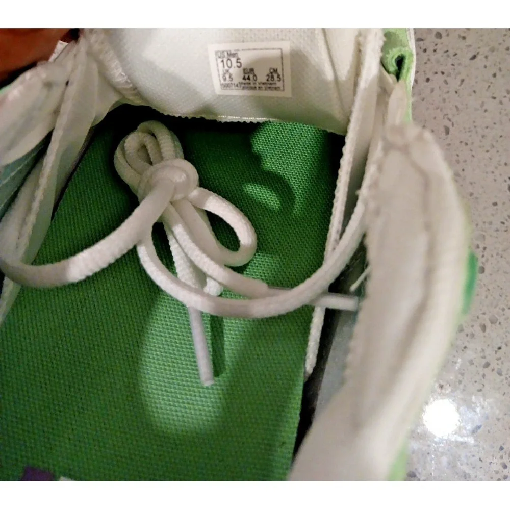 new Vans Men's size 12 skate 2 Wayvee green/gum sk8 shoes